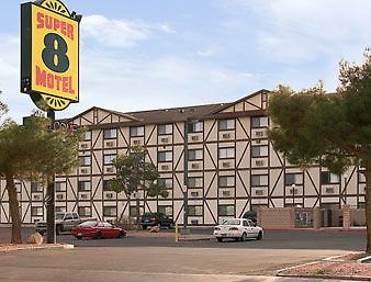 Super 8 Las Vegas Boulder Highway Exterior photo